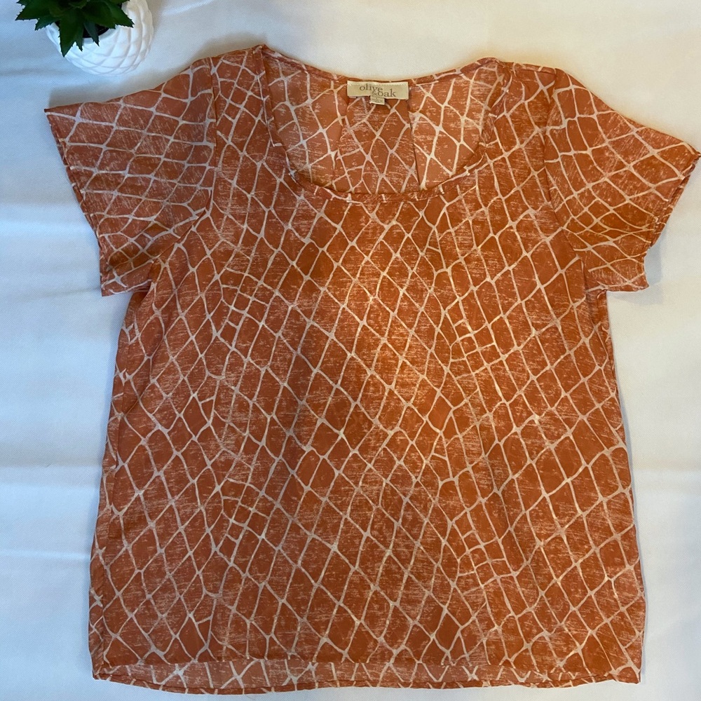 Olive & Oak Sheer Short Sleeve Shirt (L)